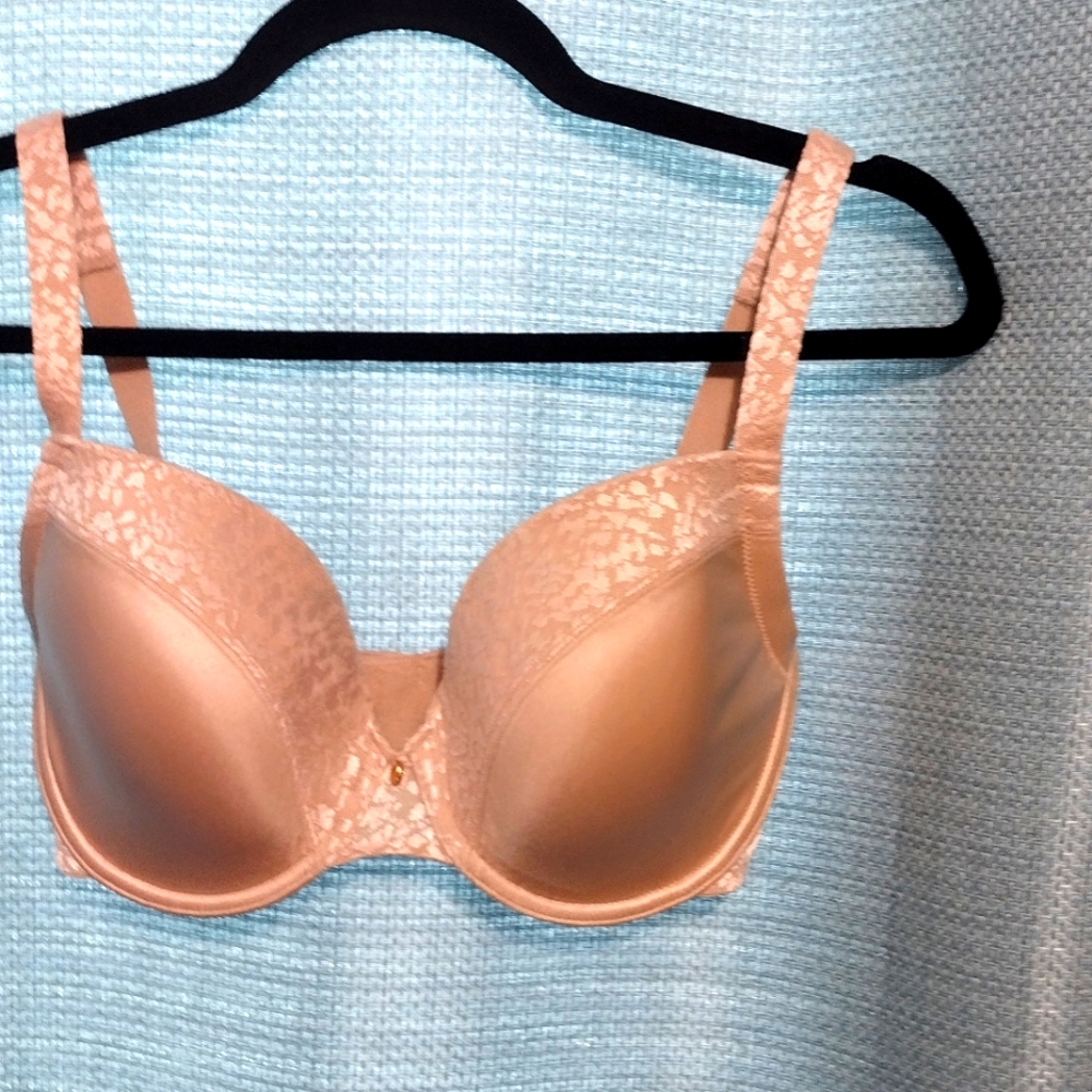 2 Le Mystere bras. Size 32G (32DDDD)